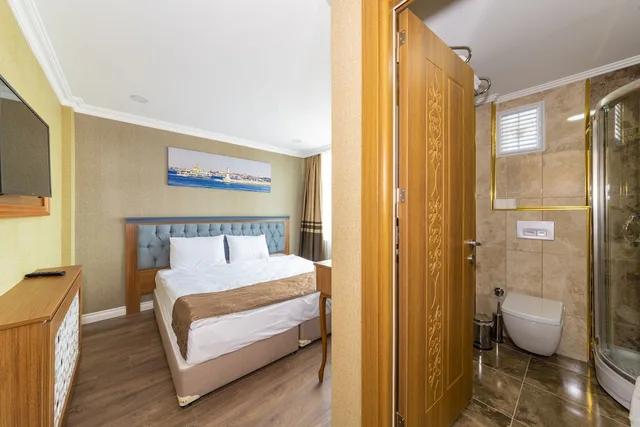 غرفة قياسية بسريرين منفصلين بإطلالة على البحر، Golden Sand Hotel 4/5