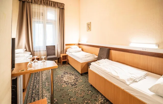 غرفة اقتصادية ثلاثية، Tisza Hotel 1/4
