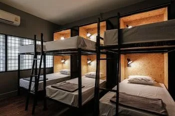Mixed Dorm, Hydromassage, Superior, 2 Double Beds, Bangkok Bed And Bike 1/1