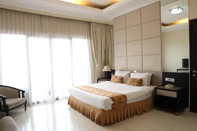 غرفة بسرير مزدوج، Grand Ussu Hotel And Convention 1/1