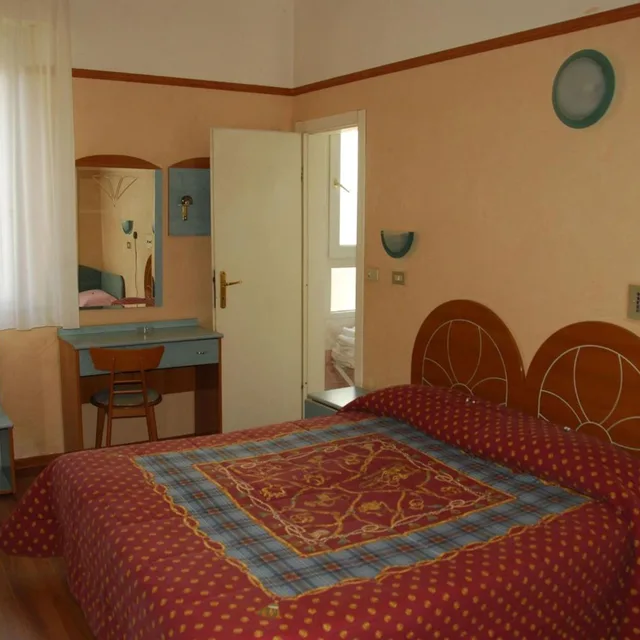 غرفة بسرير مزدوج أو سريرين منفصلين، Hotel Britannia 5/10