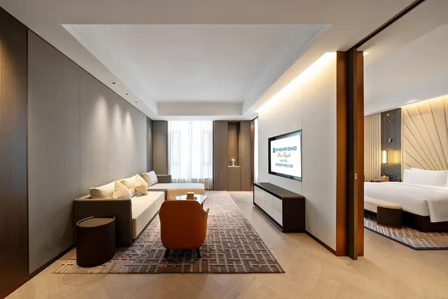 جناح ديلوكس بسرير كينج، Wyndham Grand Plaza Royale Longchang 2/2