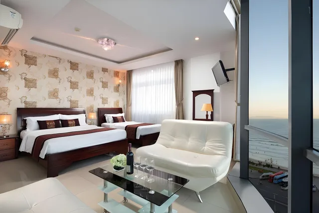 Suite, Triple, Corvin Hotel 1/3