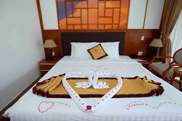 بنغل بسريرين منفصلين بإطلالة على الحديقة بغرفة نوم واحدة، Blue Bay Mui Ne Resort Spa 2/3