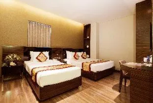 غرفة بريميير ثلاثية، QUEEN ANN HOTEL 5/10