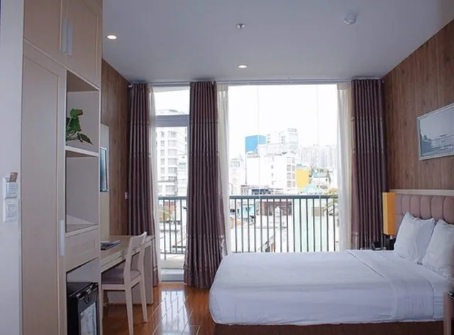 غرفة بريميوم بسرير مزدوج، GK Central Hotel 2/10