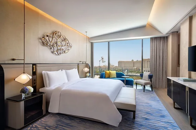 جناح تنفيذي بسرير كينج بغرفة نوم واحدة، The St. Regis Riyadh 1/3