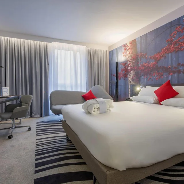 غرفة ديلوكس تنفيذية بسرير كوين مع أريكة، Novotel York Centre 2/4