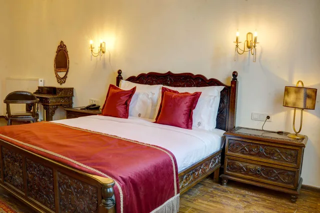 Superior, Suite, Four Mansions Hotel 2/3