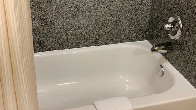 غرفة قياسية بسرير كينج، American Inn Madill 3/4