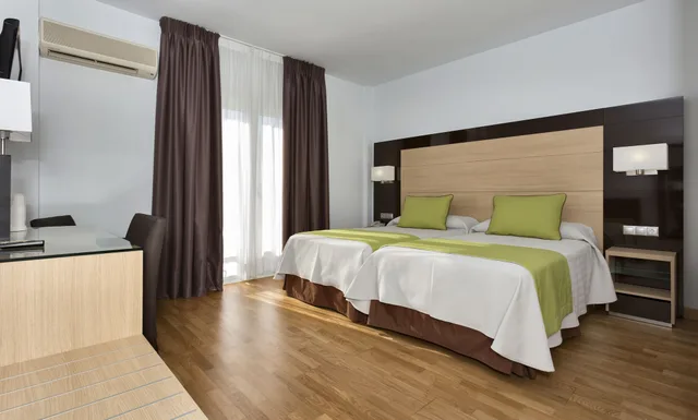 غرفة قياسية، Hotel Baviera 1/8