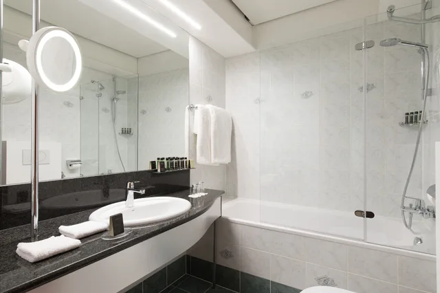 جناح عائلي بسرير مزدوج وسرير فردي بغرفتي نوم، Grand Hotel Union Eurostars (ex Grand Hotel Union) 3/4