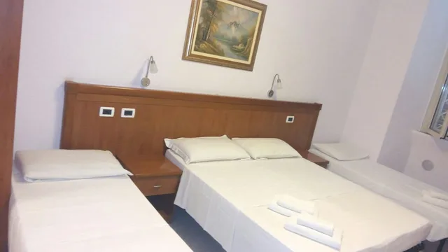 Basic, Triple, 1 Single and 1 Bunk Bed, Sun Moon 1/9