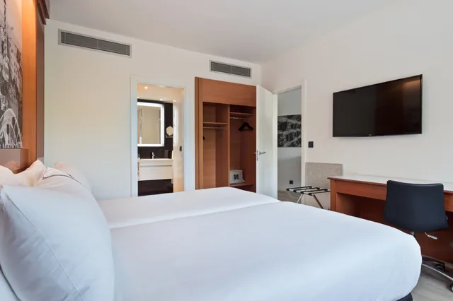 غرفة قياسية رباعية، Innside by Melia Barcelona Apolo 2/9