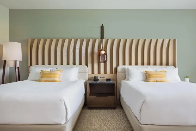 Renovated, Palace, 2 Queen Beds, Ocean View، Hilton Waikoloa Village 5/7