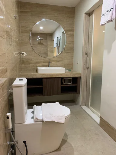 غرفة فاخرة، Sinergi Hotel & Villa 4/4