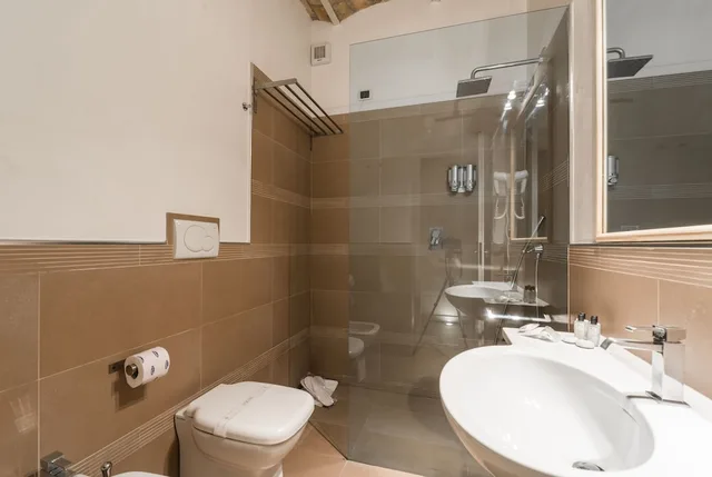 1 Bedroom, Economy, Double Bed, External Bathroom، Bdb Luxury Rooms Spagna 3/5