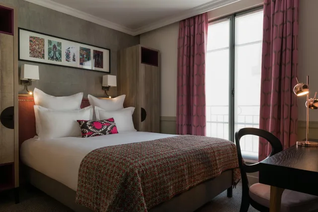 Family, Queen and Twin Beds, Hotel Adele & Jules 1/2