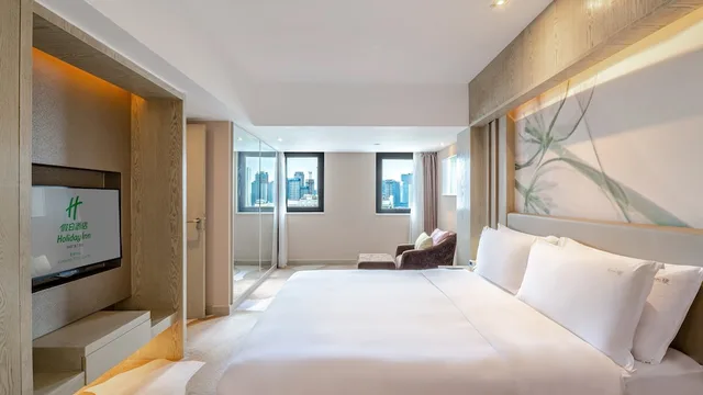 غرفة بسرير كينج بإطلالة على المدينة بغرفة نوم واحدة، Holiday Inn Kunming City Centre 2/8