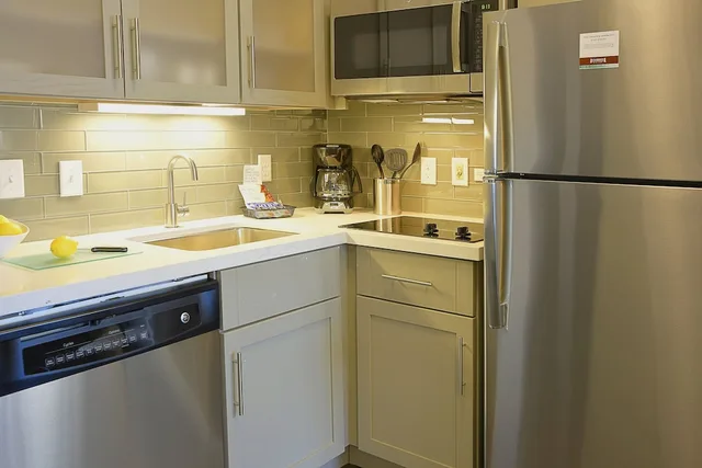 جناح بسرير كينج وسريرين كوين بغرفتي نوم بمطبخ، STAYBRIDGE SUITES LITTLE ROCK - MEDICAL CENTER 4/4