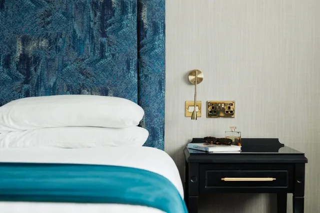 غرفة مفردة، Ashdown Park Hotel 1/1