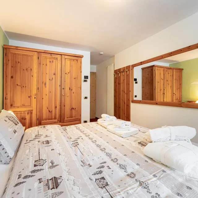 غرفة اقتصادية بسرير مزدوج أو سريرين منفصلين، Schloss Hotel & Club Dolomiti 7/10