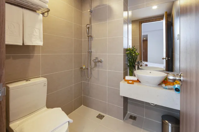 غرفة ديلوكس بسرير مزدوج أو سريرين منفصلين بإطلالة على المدينة، Libra Nha Trang Hotel 10/10