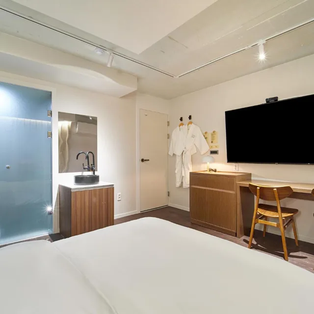 Standard, Hotel Yaja Nampo Lotte 1/8