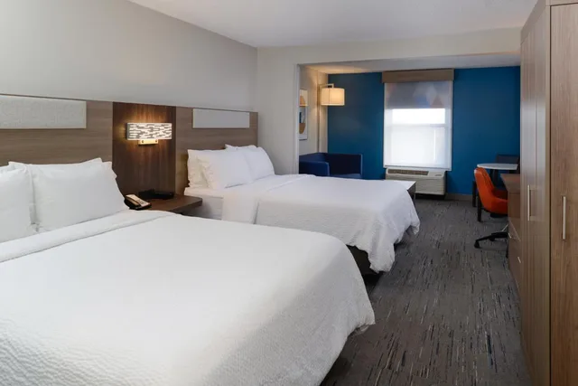 جناح بسريرين كوين مع أريكة، Holiday Inn Express Hotel And Suites Marysville 1/10
