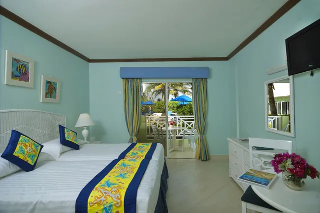 استوديو بإطلالة على المسبح، Dover Beach Hotel 2/4