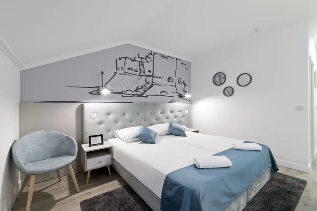 غرفة بسرير مزدوج أو سريرين منفصلين بإطلالة جزئية على البحر، Perla Hotel Dubrovnik 6/10
