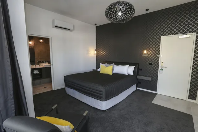 شقة تنفيذية بسريرين كينج بغرفتي نوم، Indulge CBD Apartments 1/10