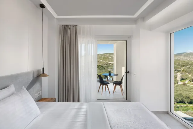غرفة سوبيريور ثلاثية بسرير كوين مع أريكة، Myzith Luxury Suites 4/5