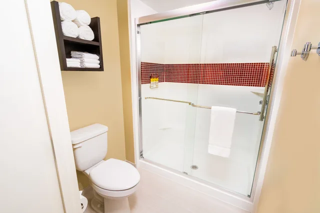 جناح استوديو بسرير كينج بمطبخ، Staybridge Suites Newark - Fremont 3/4