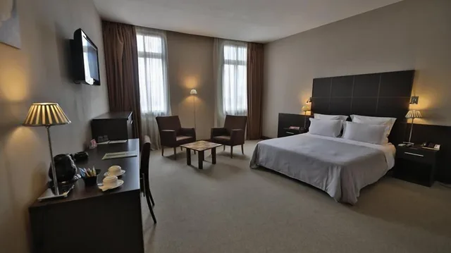 جناح كومفورت بسرير كينج، TANA Hotel 4/9