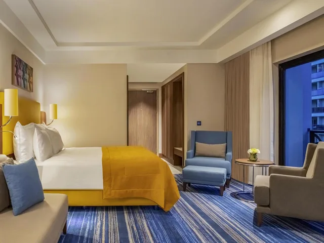 غرفة ديلوكس بسرير كوين، Movenpick Hotel Istanbul Asia Airport 2/9