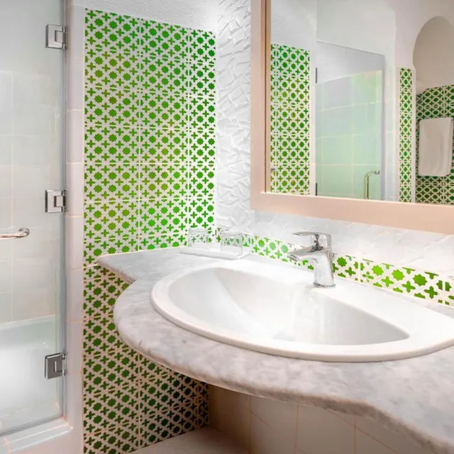 Aqua Marine, Double or Twin Bed, Beach Front، TOP Domina Coral Bay Resort 4/4