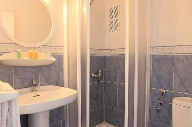 Economy, Double Bed, No Balcony، Hotel Lago Playa I 3/3