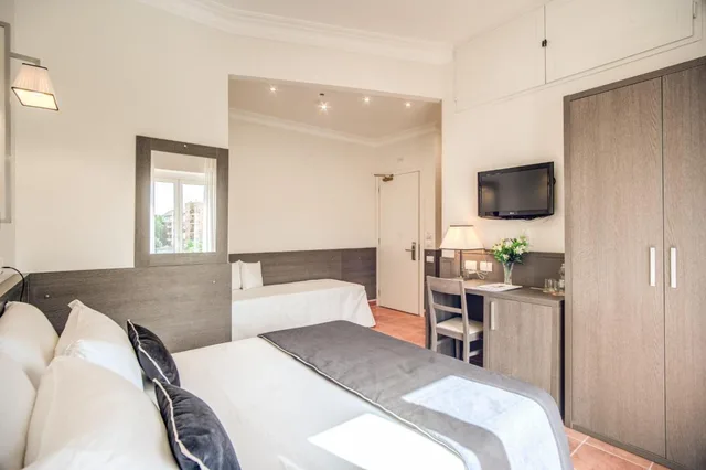 غرفة قياسية بسرير مزدوج أو سريرين منفصلين، Hotel Mirti 4/10