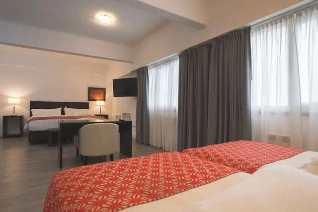 Superior, Quadruple, King and Twin Beds, HOTEL TOLOSA 1/10
