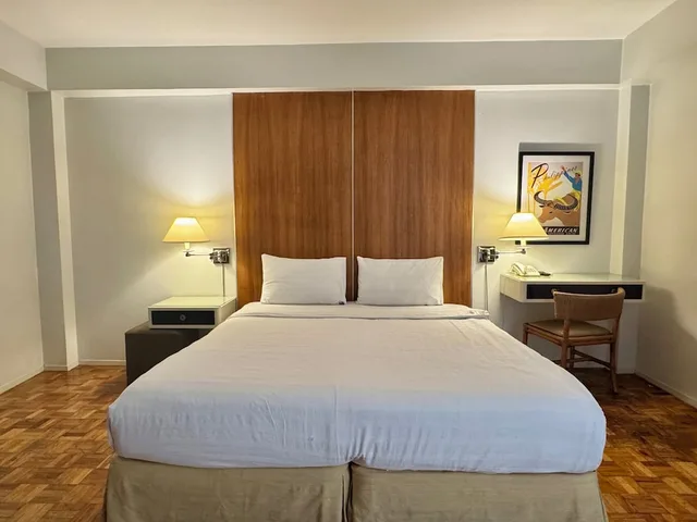 غرفة ديلوكس ركنية بسرير كوين، The Clipper Hotel 4/6