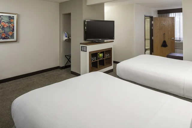 غرفة قياسية بسريرين مزدوجين، Hyatt Place Austin/Arboretum 4/10