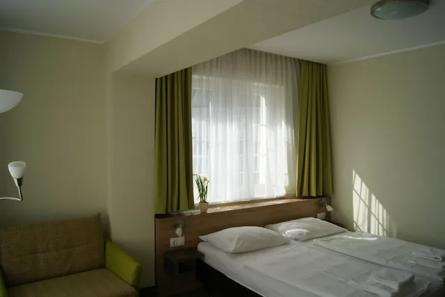 غرفة سوبيريور بسريرين منفصلين بإطلالة على الجبل بشرفة، Hotel Lindenhof 7/10