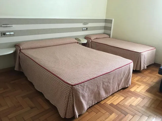 غرفة ثلاثية، Hotel Miramar Playa America 5/10