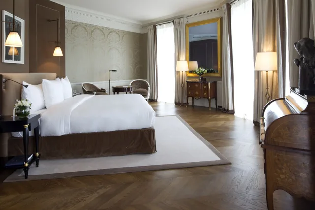 جناح رئاسي بسرير كينج، La Reserve Paris Hotel And Spa 5/10
