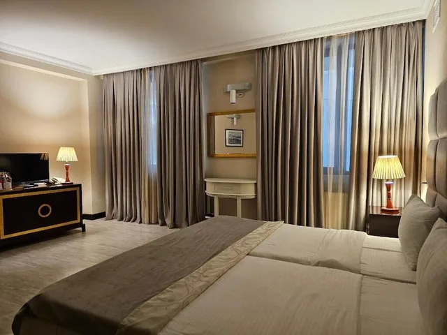 غرفة قياسية بسريرين منفصلين، The Crown Hotel 6/10