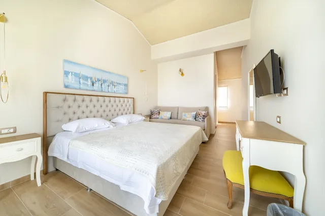 جناح جونيور بسرير كينج بإطلالة على الحديقة مع أريكة، Hotel Agia Markella 1/1