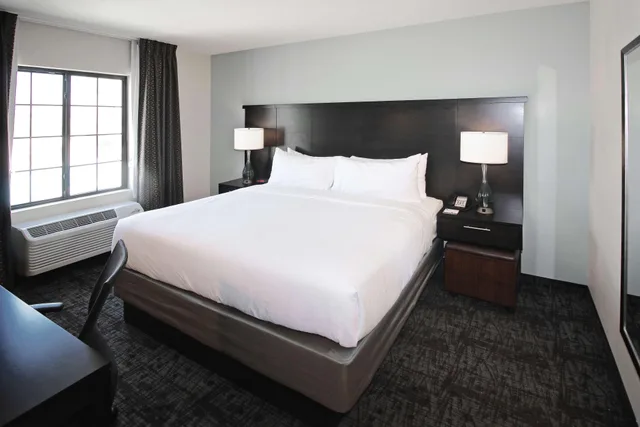 جناح بسرير كينج بإطلالة على الجبل، Homewood Suites by Hilton Cathedral City Palm Springs 1/4