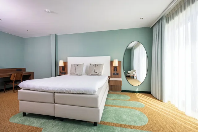 غرفة ديلوكس رباعية بسريرين كينج، Van der Valk Hotel A4 Schiphol 2/4