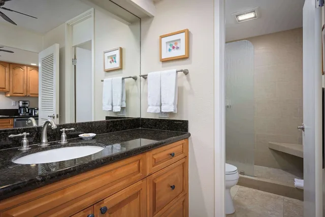 جناح بريميوم بسرير مزدوج بإطلالة على الحديقة بغرفة نوم واحدة، Aston Maui Kaanapali Villas 3/5